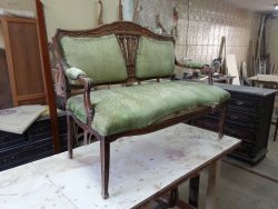 Реставрация дивана 19 век